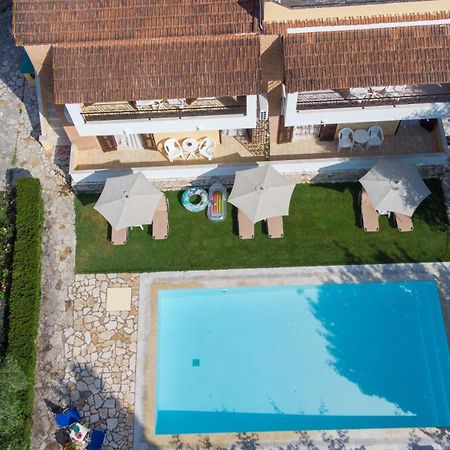 Villa-Toula Рода Екстериор снимка