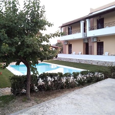 Villa-Toula Рода Екстериор снимка
